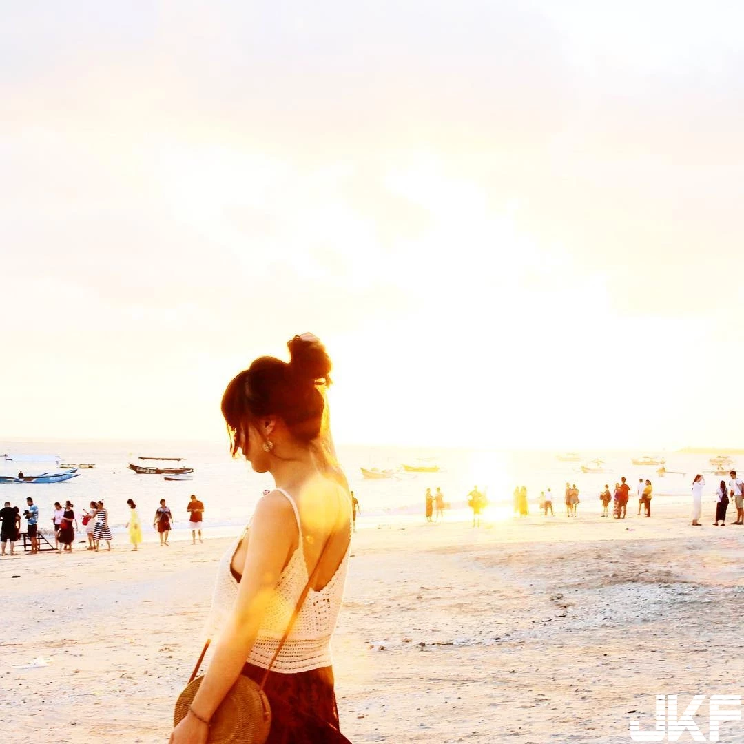 4990235.webp