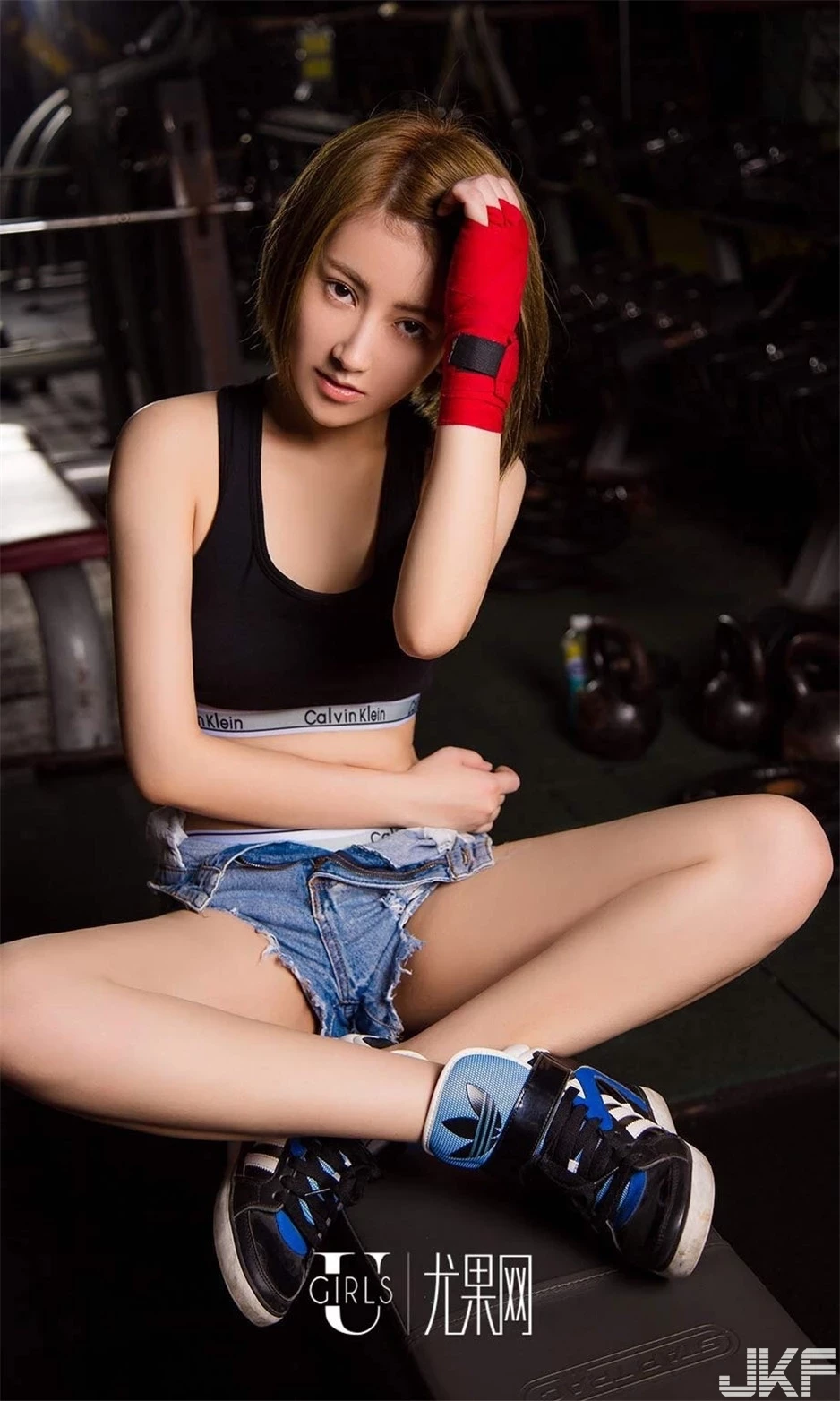 16861021.webp
