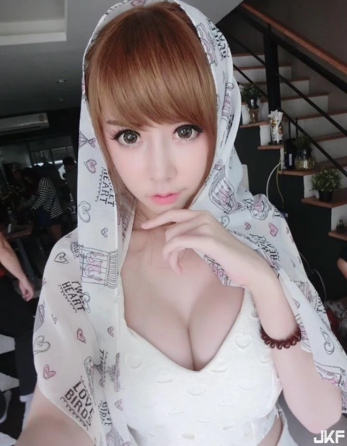 16873077.webp