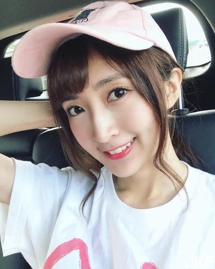 4559785.webp