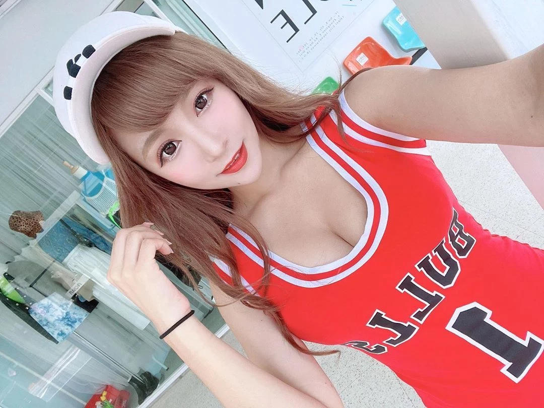 133552xeau22c4h2re2el2.webp